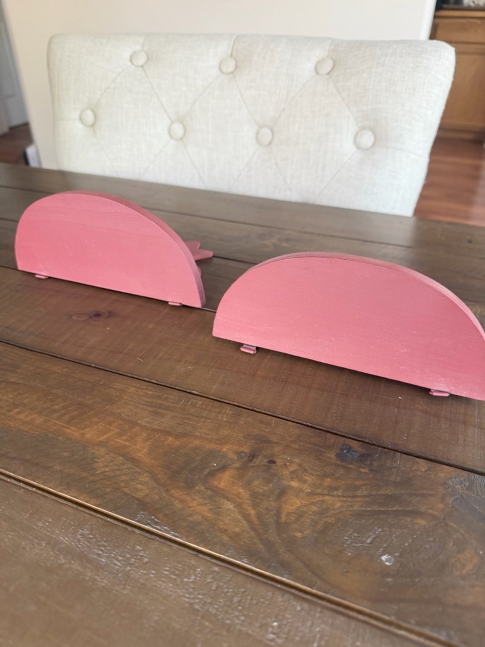 Set of 2 Rustic Wood Wall Shelves Bow Design Farmhouse Decor Red Vintage Style - Picture 5 of 10